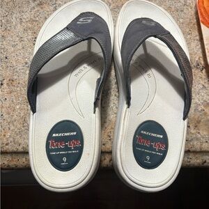 Skechers Tone-ups Black and Gray Sandals